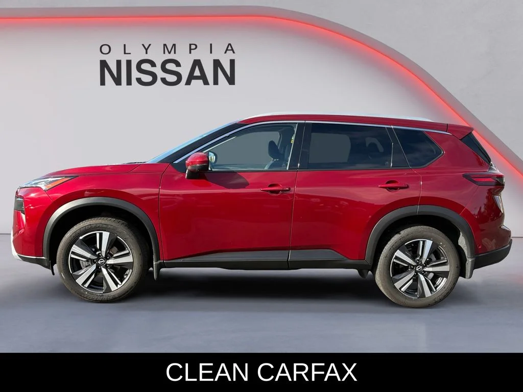 Used 2025 Red Nissan SL image 3