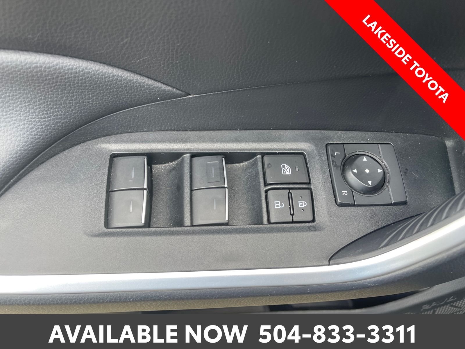 2024 Toyota RAV4 XLE - Photo 24