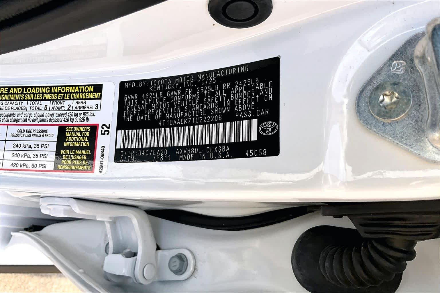 Used 2026 Ice Cap Toyota LE image 34