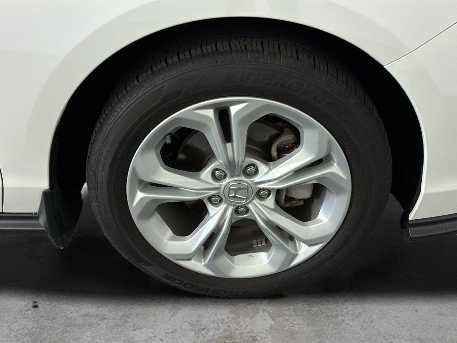 Used 2024 Platinum White Pearl Honda LX image 12