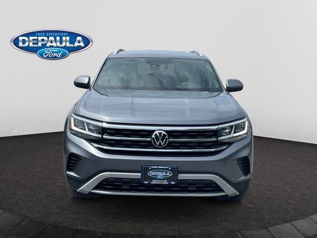 Certified Used 2023 Gray Volkswagen 2.0T SE image 10