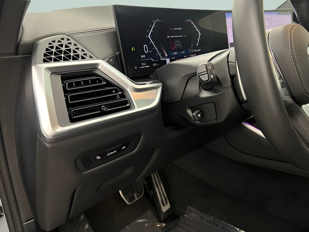 Used 2026 Gray Metallic BMW xDrive40i image 36