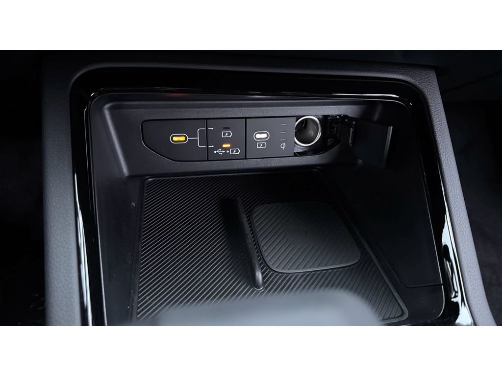 New 2026 Wolf Gray Kia GT-Line AWD image 23