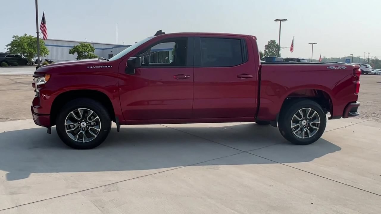 Used 2023 Radiant Red Tintcoat Chevrolet RST image 6