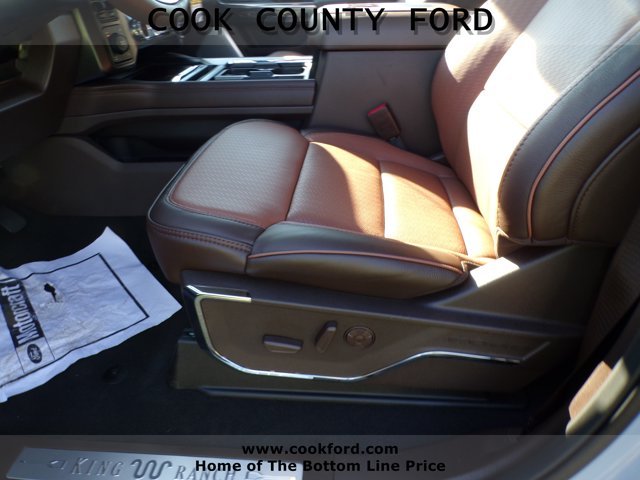 New 2027 Glacier Gray Metallic Tri-Coat Ford F-250® King Ranch® image 21