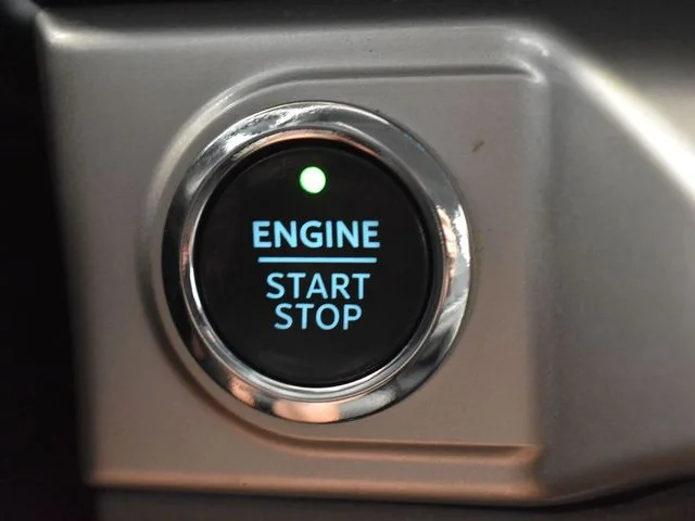 Used 2023 White Ford XLT image 18