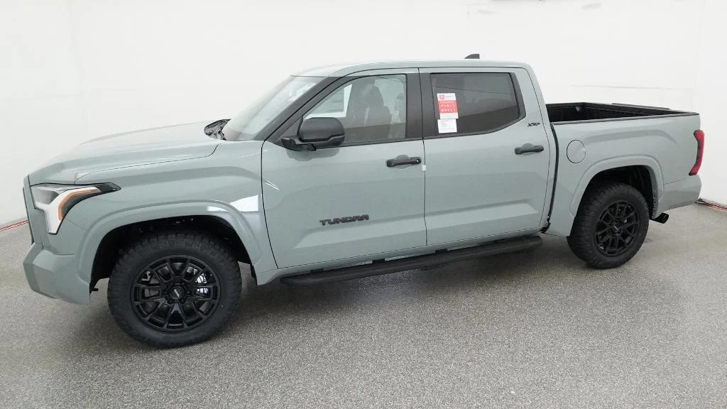 New 2026 Lunar Rock Toyota SR5 image 5