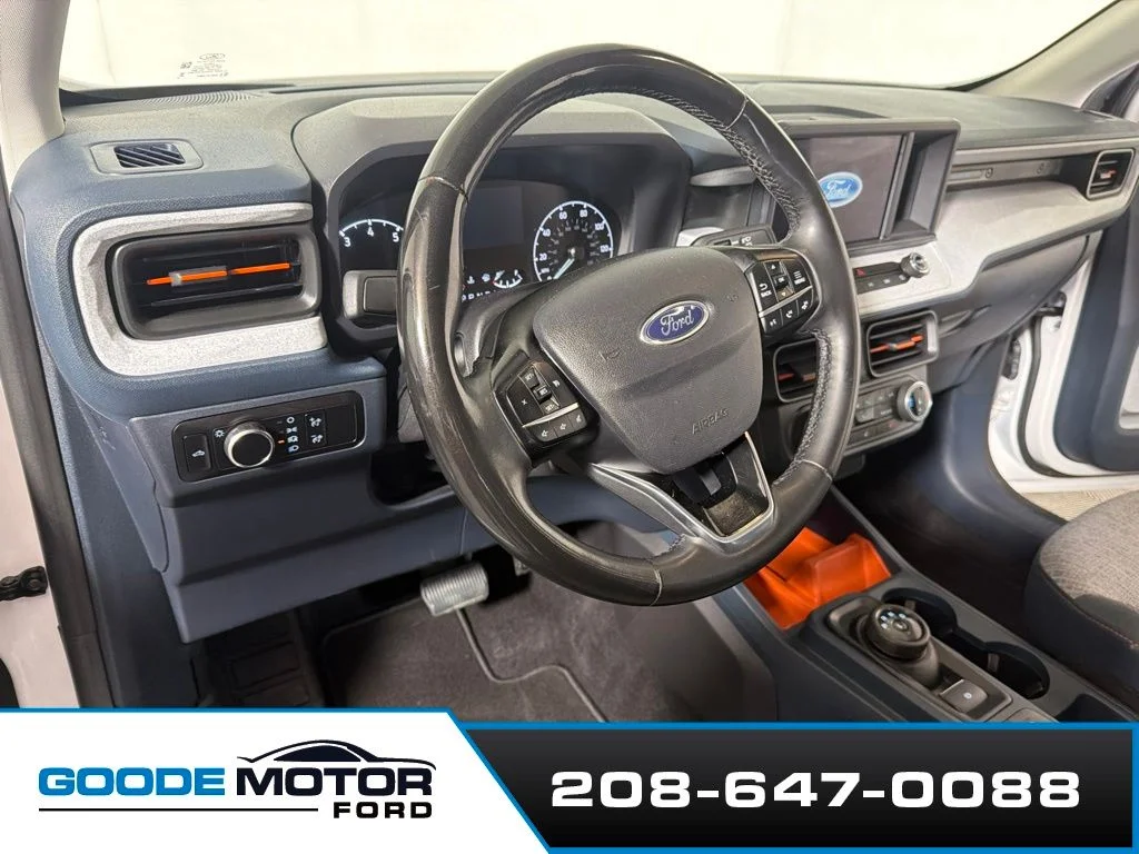 Certified Used 2024 Oxford White Ford XLT image 9