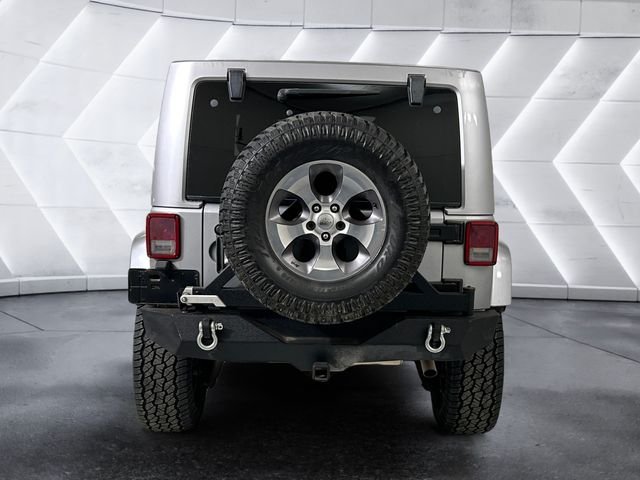 Used 2016 Silver Jeep Unlimited Sahara image 5