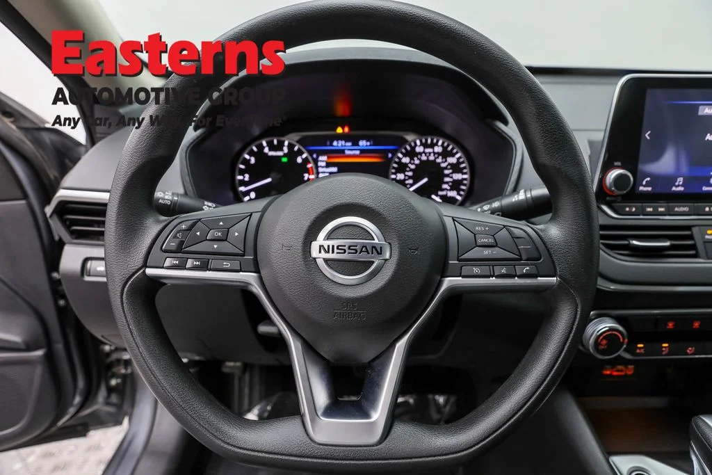 Used 2020 Gray Nissan 2.5 S image 10