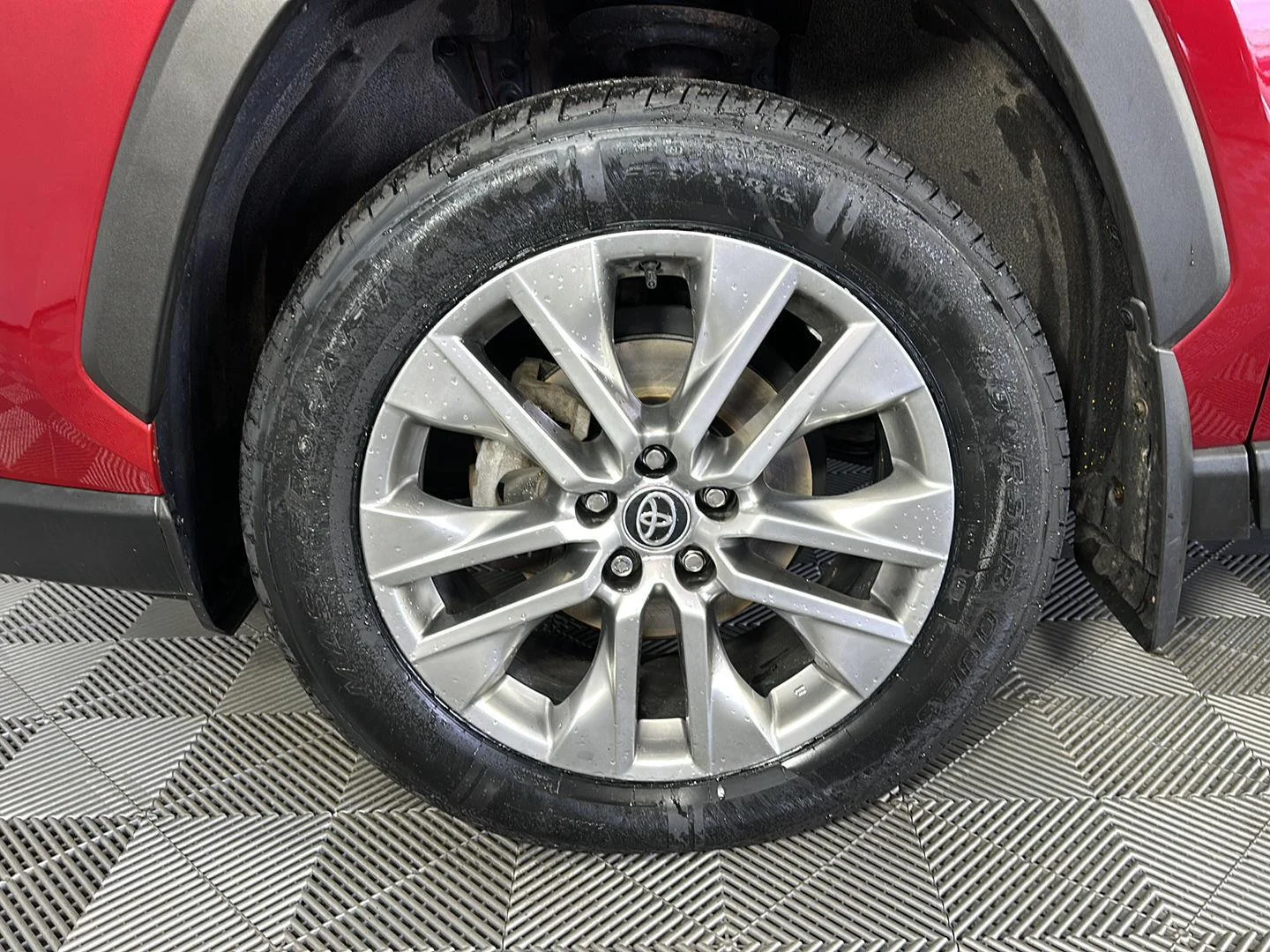 Used 2024 Ruby Flare Pearl Toyota XLE Premium image 6