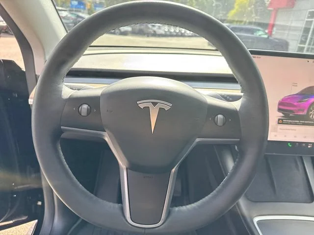 Used 2022 Black Tesla Long Range image 18