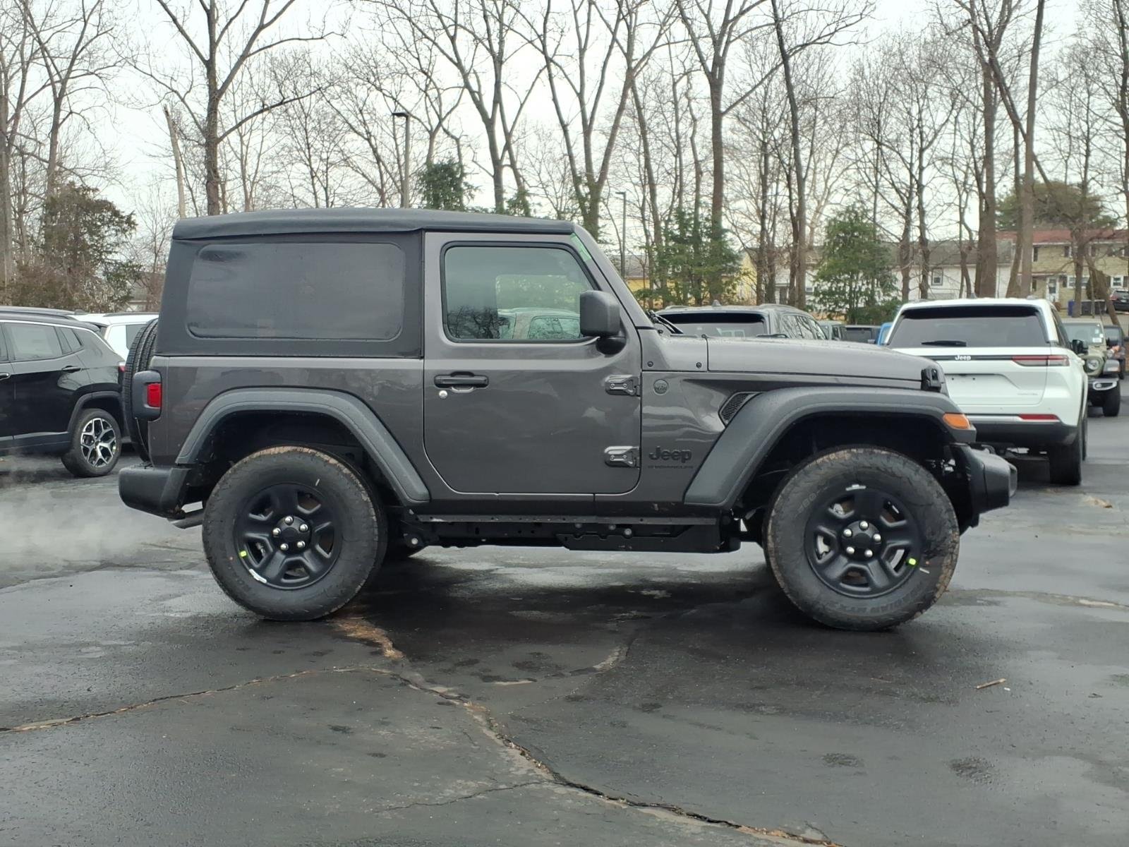 New 2026 Granite Crystal Metallic Clear-Coat Exterior Paint Jeep Sport image 2