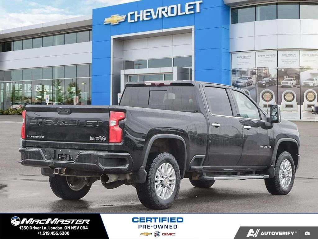 Certified Used 2022  Chevrolet High Country image 6