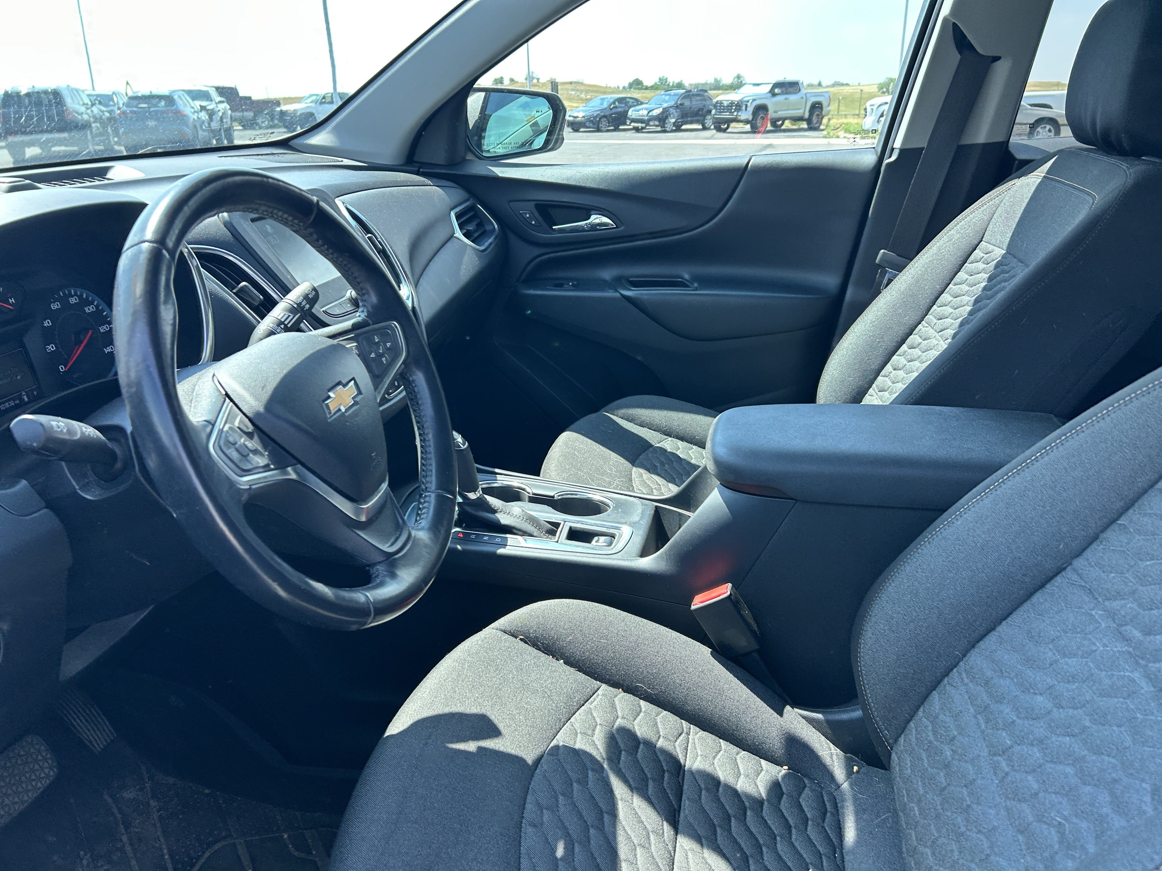 Used 2018 Summit White Chevrolet LT image 9