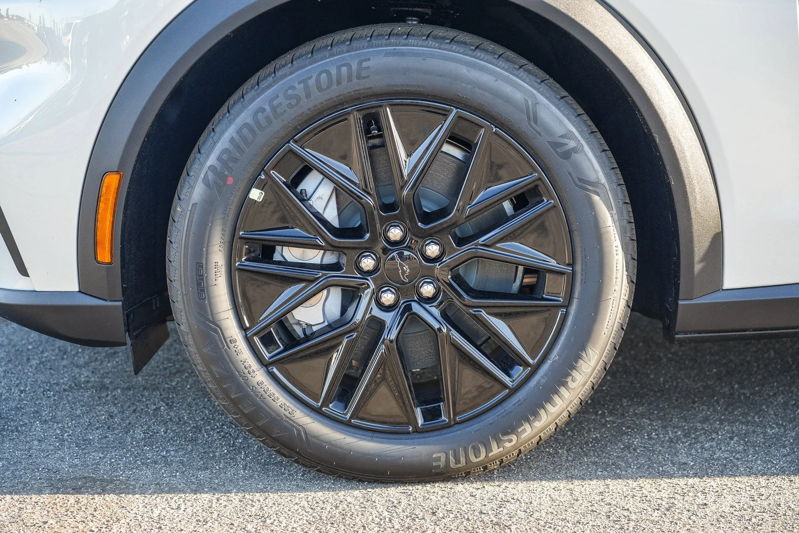 New 2026 Star White Metallic Tri-coat Ford Select image 10