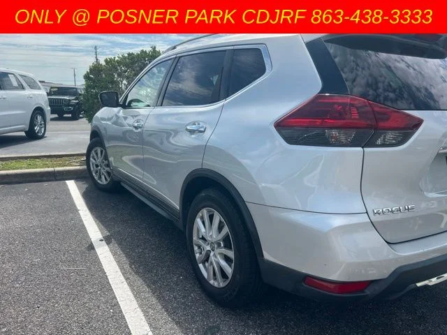 Used 2018 Silver Nissan SV image 16