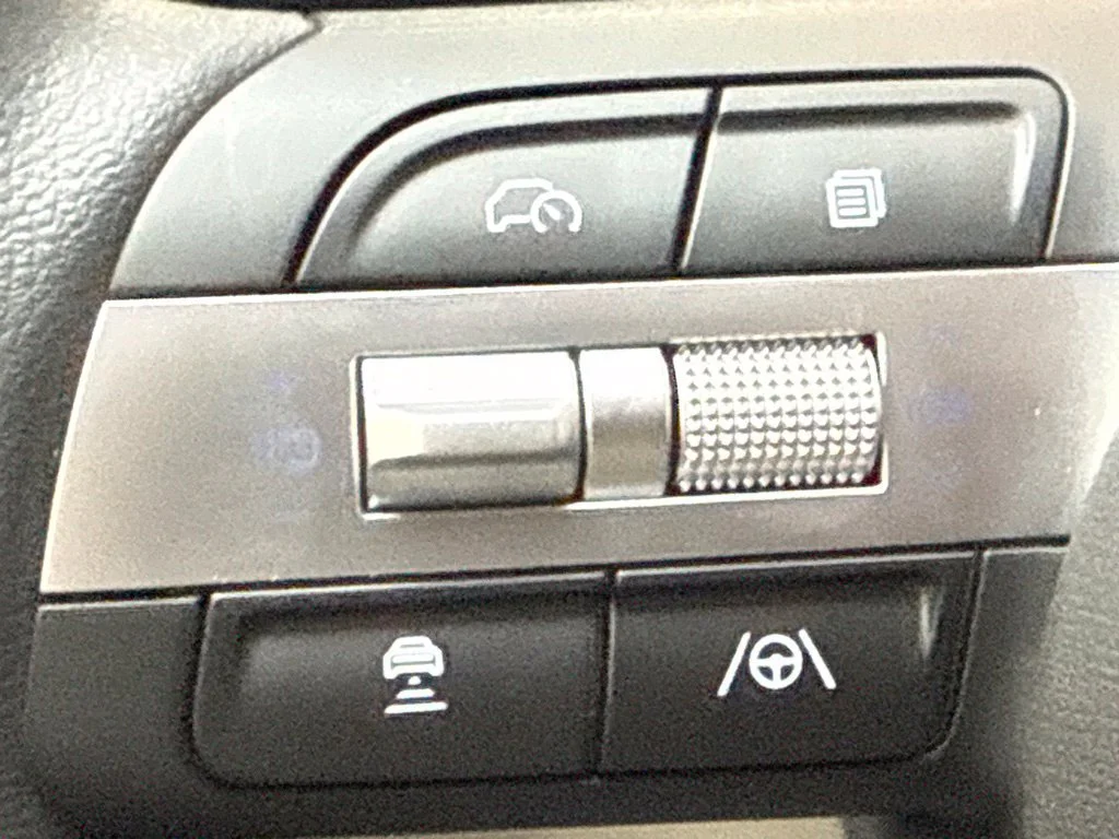 New 2026 Phantom Black Hyundai SEL Plus image 21