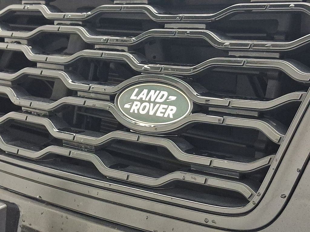 Used 2020 Santorini Black Metallic Land Rover HSE image 31