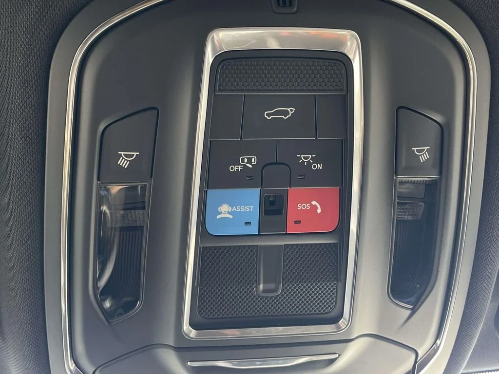 2025 Jeep Grand Cherokee Altitude - Photo 22