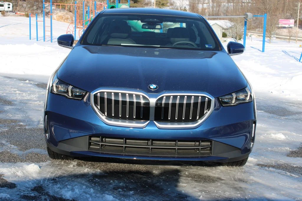 2026 BMW 5 Series 530i - Photo 3