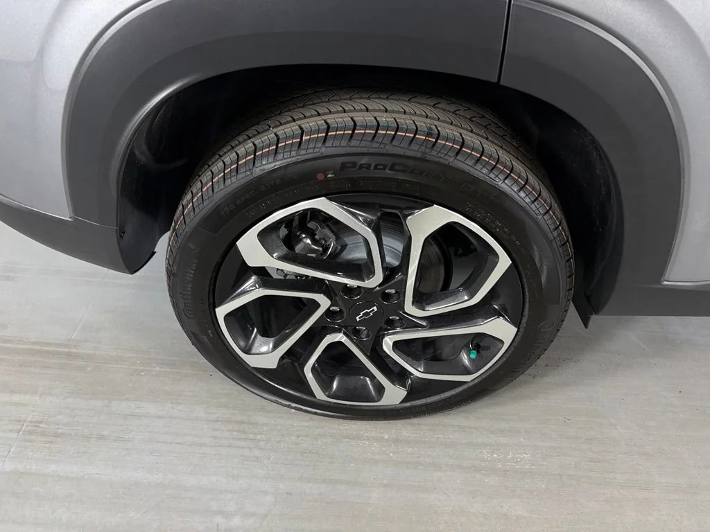 New 2026 Sterling Gray Metallic Chevrolet 2RS image 13