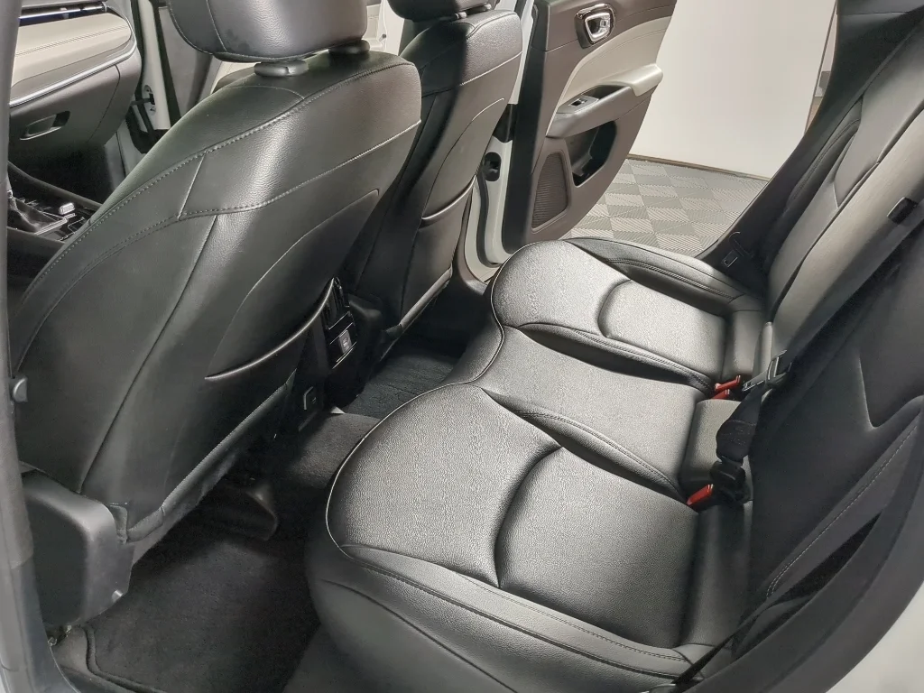 Used 2025 Bright White Clearcoat Jeep Limited image 15