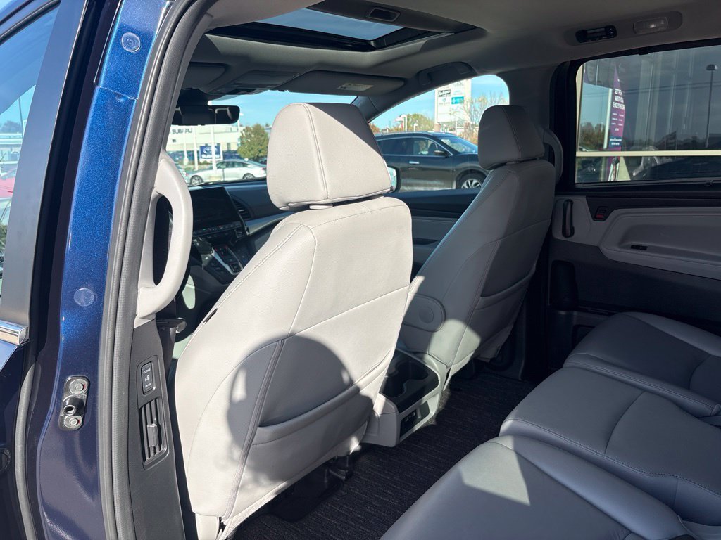 Used 2021 Blue Honda EX-L image 39