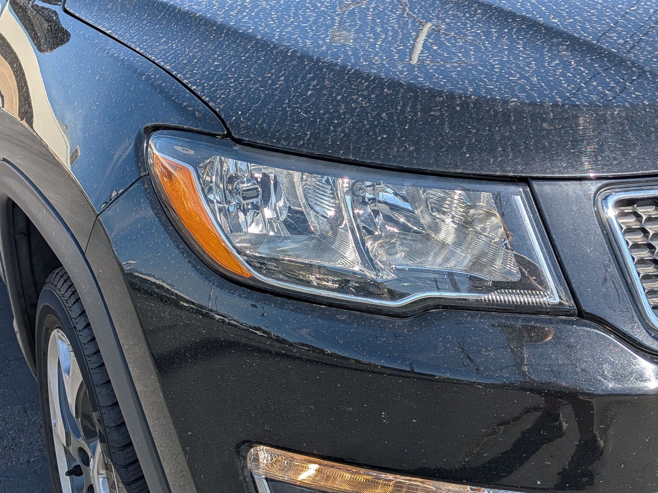 Certified Used 2019 Diamond Black Crystal Pearlcoat Jeep Limited image 11