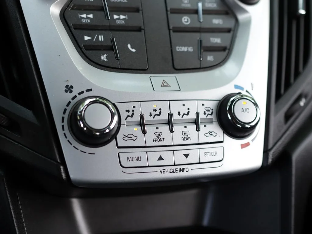 Used 2016 BLUE VELVET METALLIC Chevrolet LS image 16