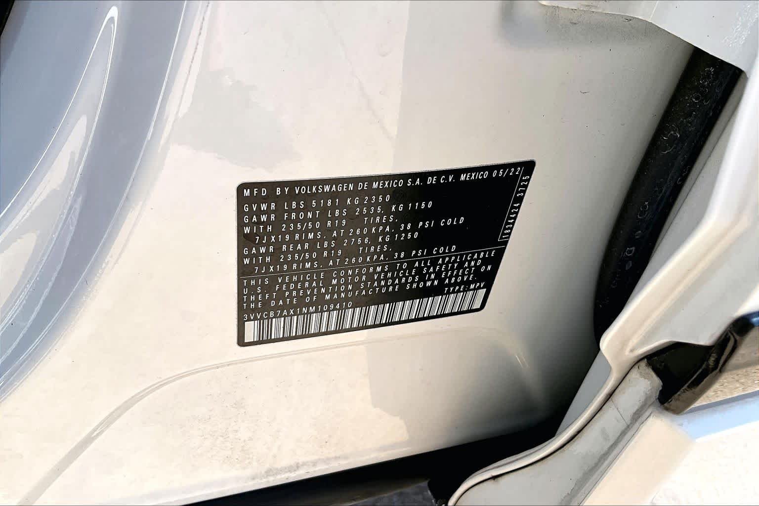 Used 2022 Pure White Volkswagen SE R-Line Black image 33