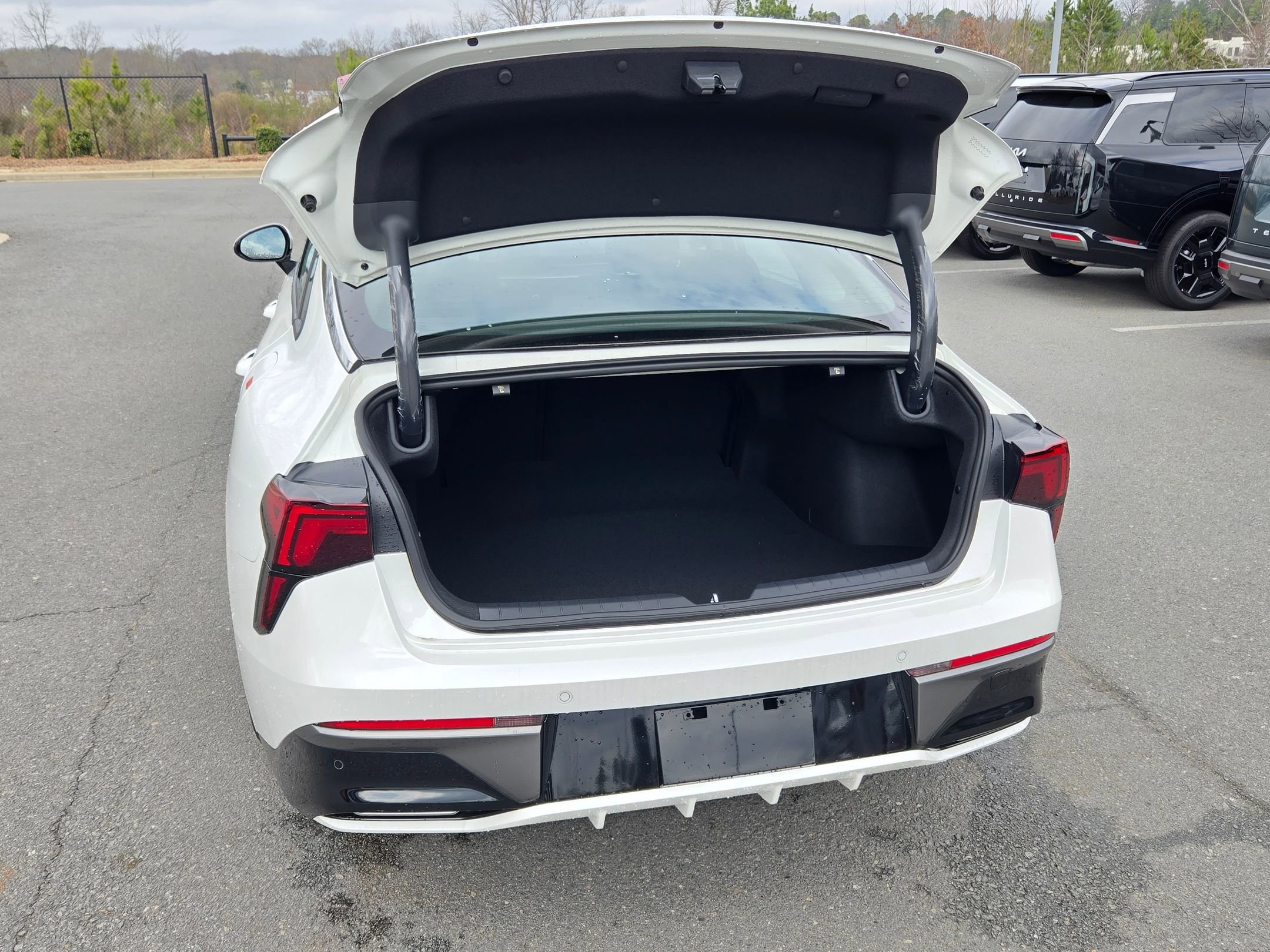 2026 Kia K5 LXS - Photo 18