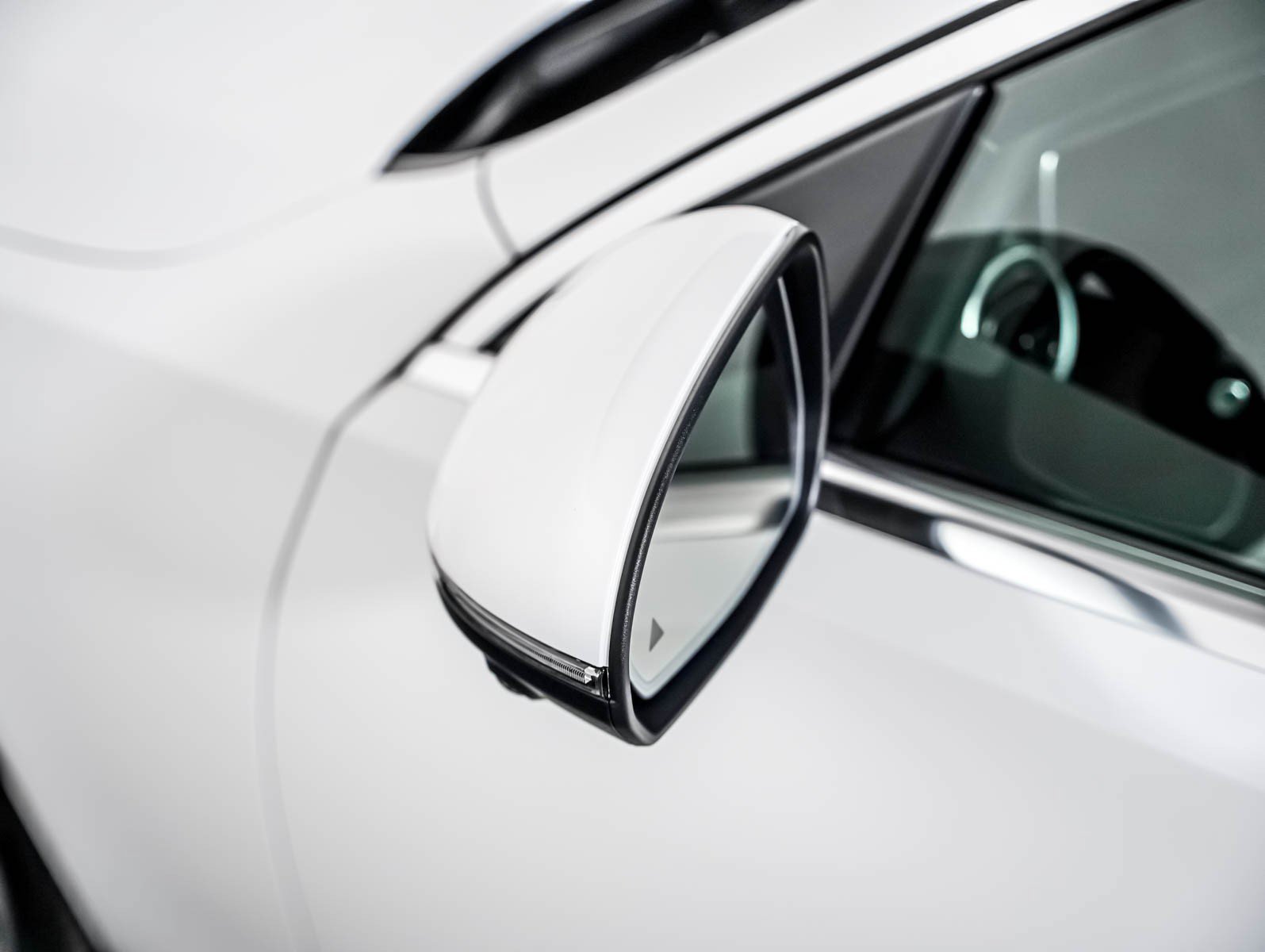 New 2026 Polar White Mercedes-Benz C 300 image 24
