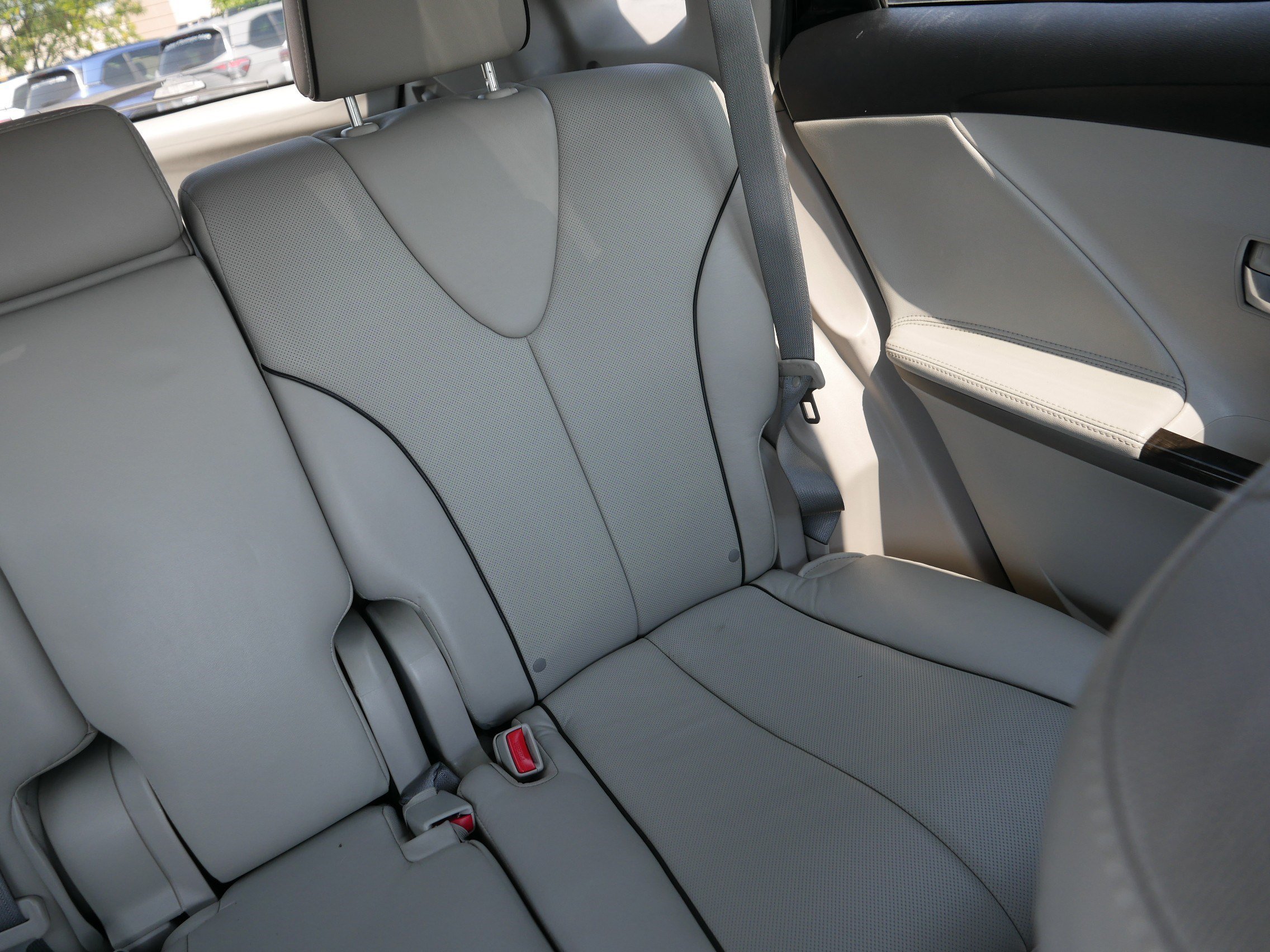 Used 2015 Celestial Silver Metallic Toyota Limited image 14