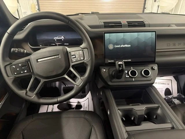 New 2026 Gondwana Stone Metallic Land Rover X-Dynamic SE image 17