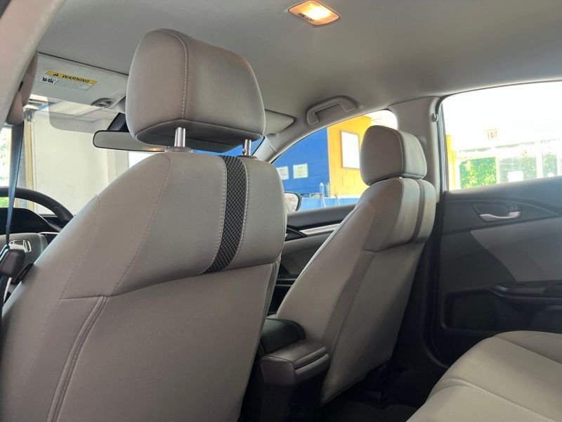 Used 2020  Honda LX image 16