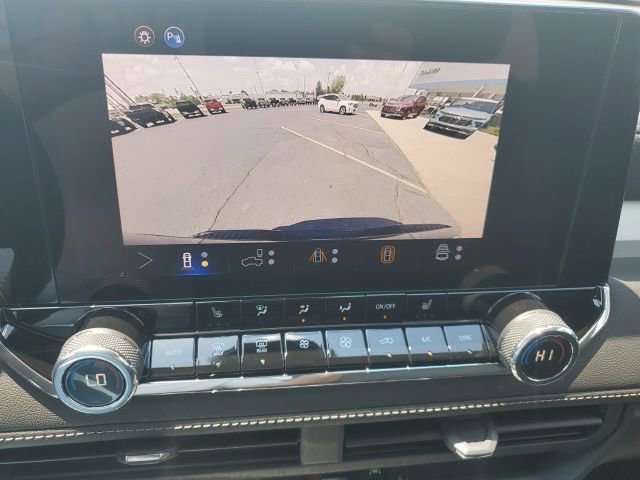 2025 Chevrolet Colorado LT - Photo 32