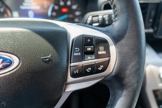 Used 2023 Black Ford XLT image 25
