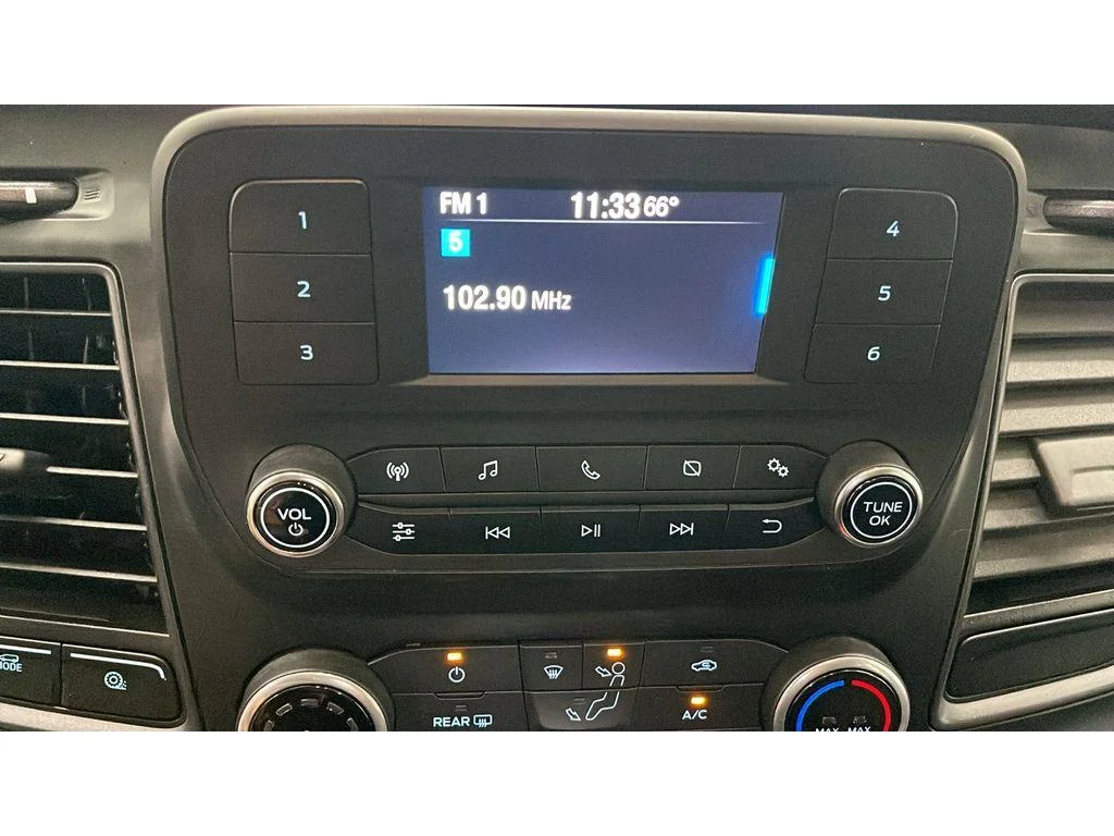 Used 2024 Oxford White Ford 130 WB 3.5L V6 1 Owner image 22