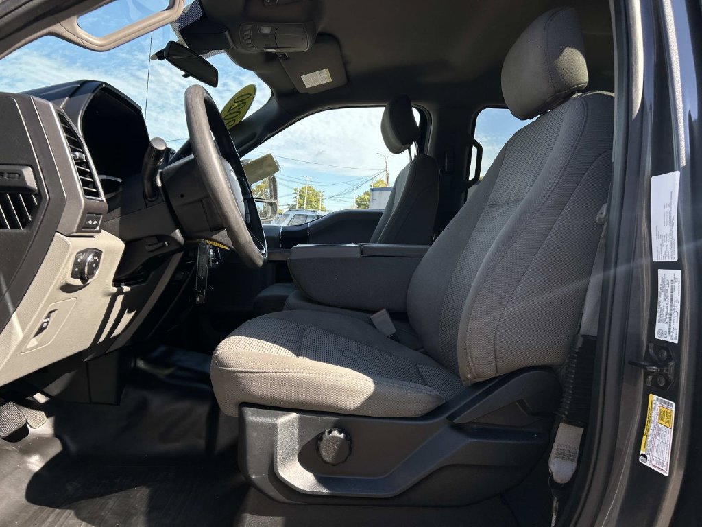 Used 2020 Gray Ford XLT image 13