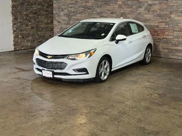 Used 2018 Chevrolet Cruze Premier with VIN 3G1BF6SM2JS607448 for sale in Mattoon, IL