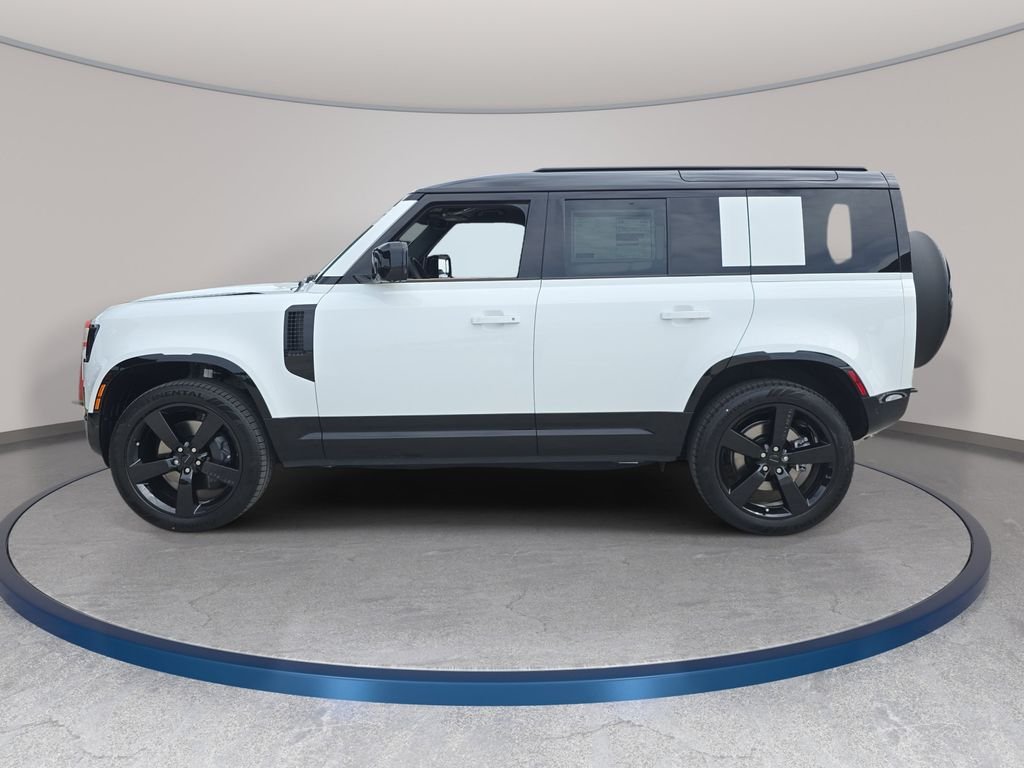 New 2026 Fuji White Land Rover X-Dynamic SE image 8