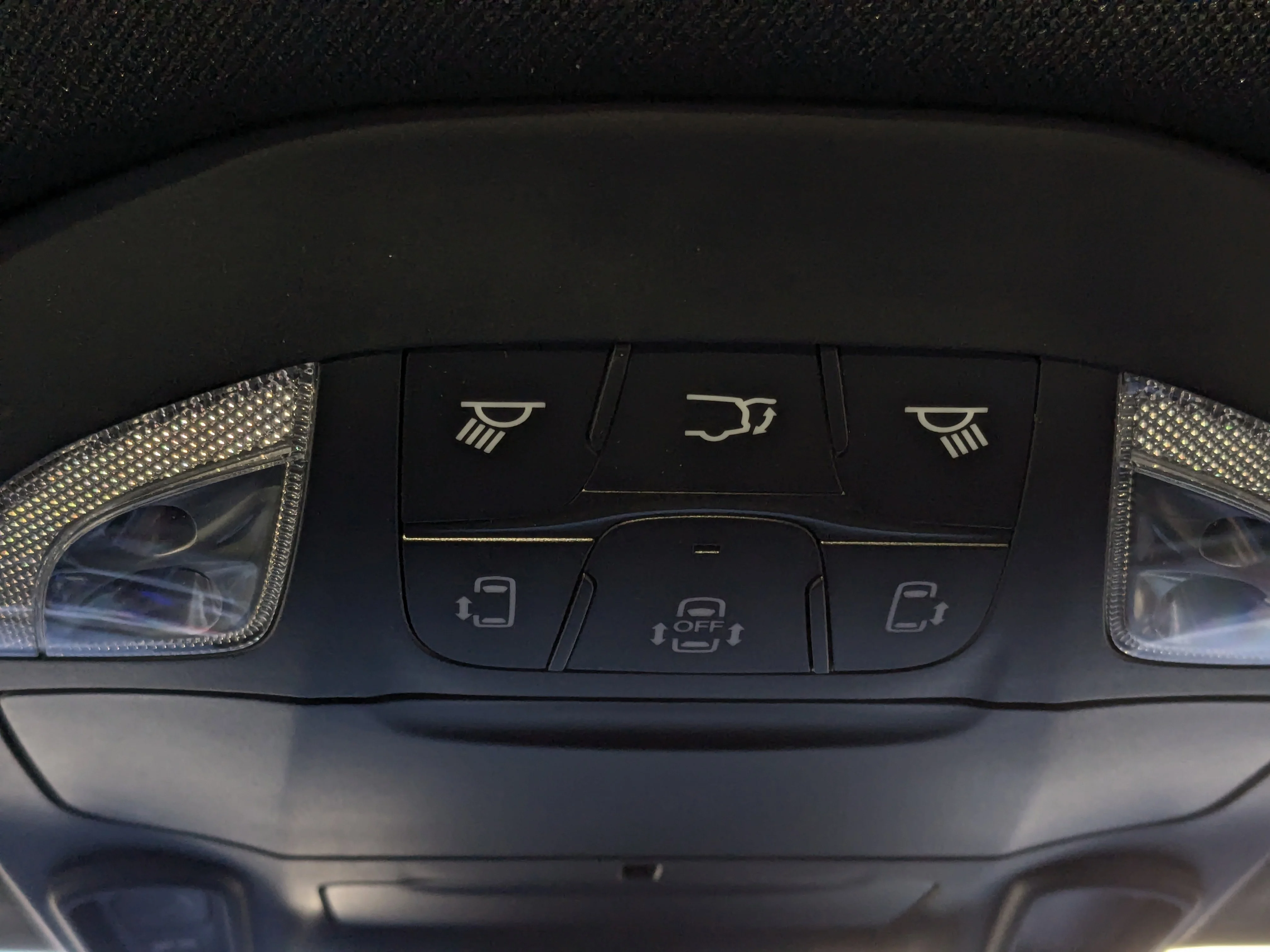 New 2026 White Chrysler Select - - Full Sunroof - S Appearance Package - 20 Foreshadow Wheels - Stow n Go & More image 27