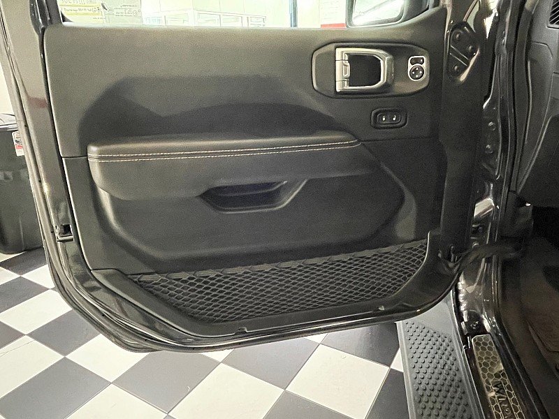 Used 2025 GRAY Jeep Sahara 4 Door 4x4 image 20