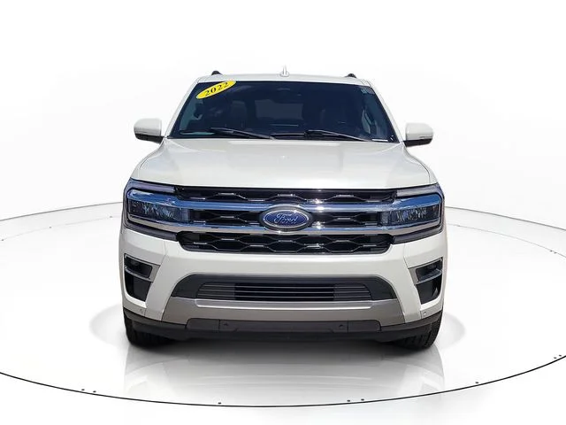 Used 2022 White Ford Limited image 2