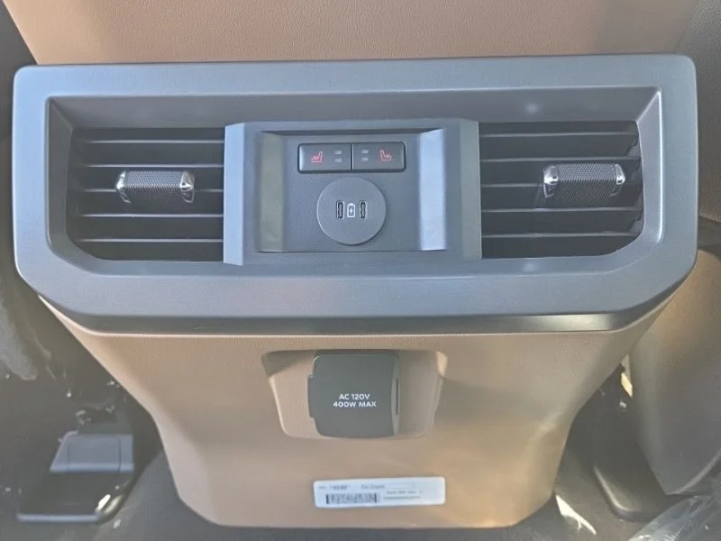 New 2026 Star White Metallic Tri-Coat Ford F-250® Lariat® image 24
