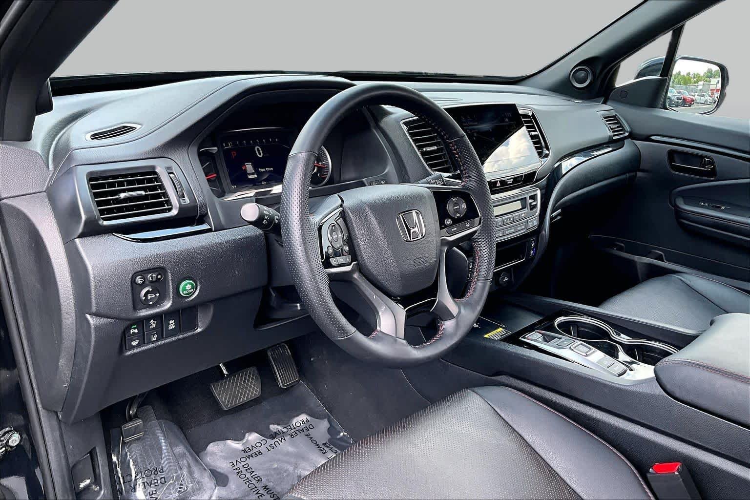 Used 2024 Crystal Black Pearl Honda Black Edition image 18