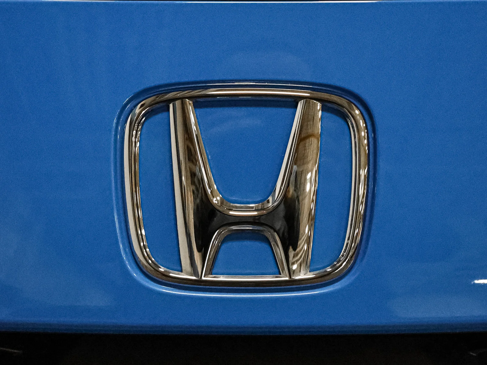 New 2026 Boost Blue Pearl Honda AWD SPORT image 13