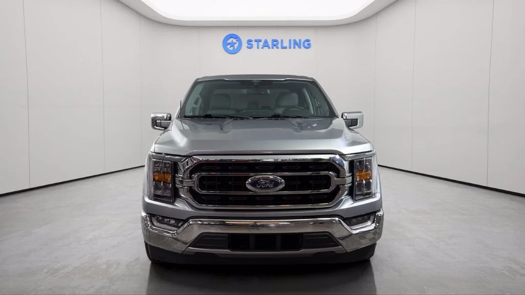 Used 2021 Silver Ford XLT image 16
