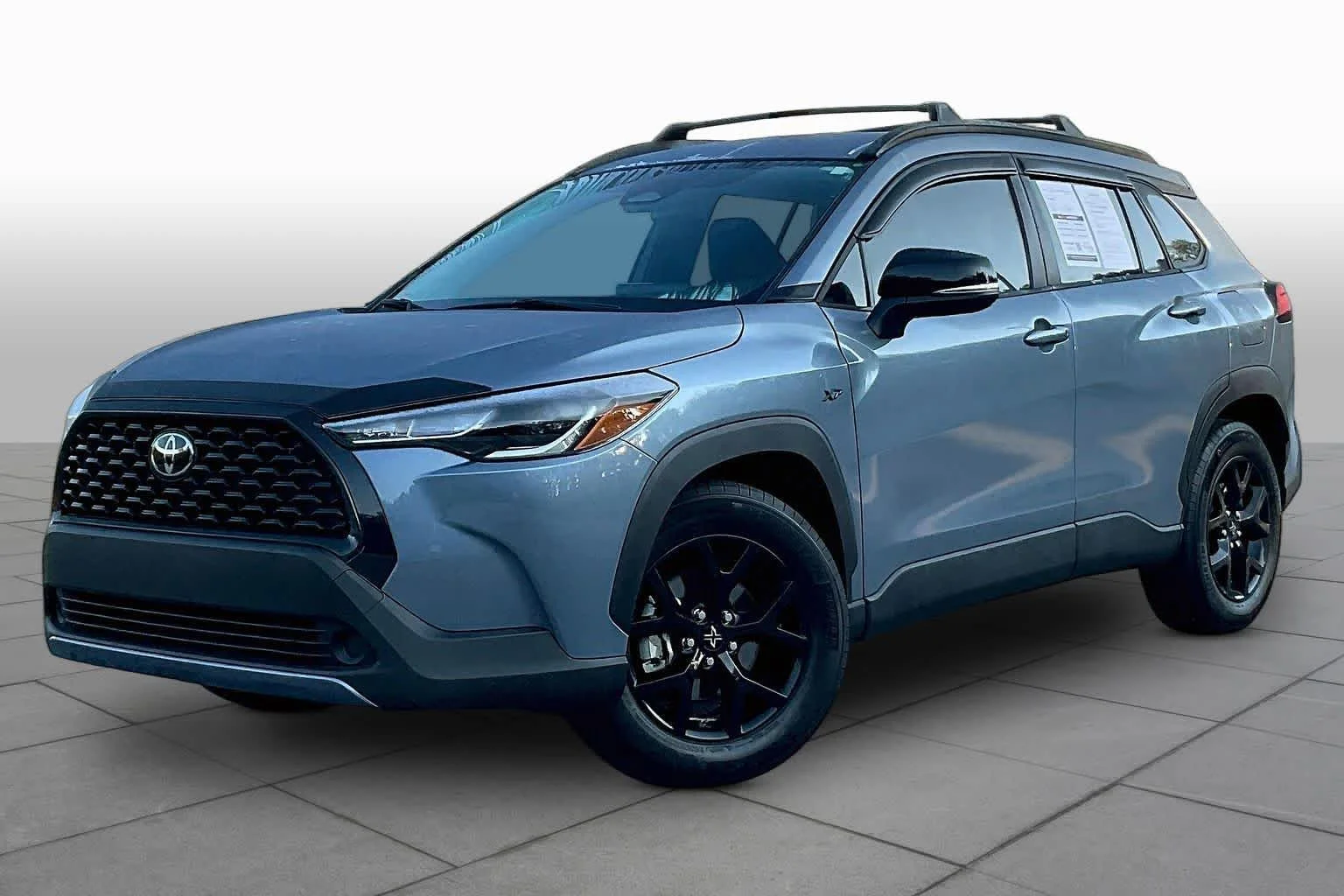 2025 Toyota Corolla Cross LE